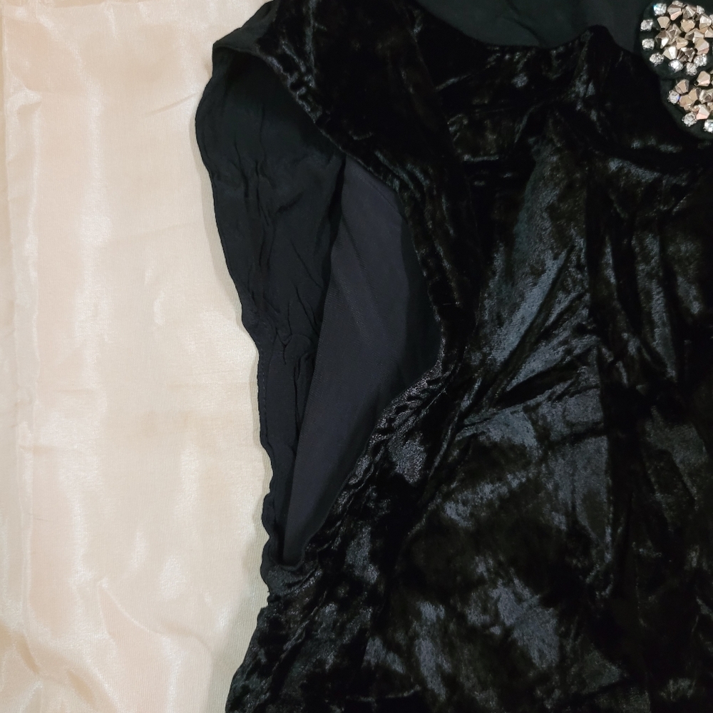 ZARA Velvet Front Embellished Top Price reduced 💥 - Picture 7 of 8